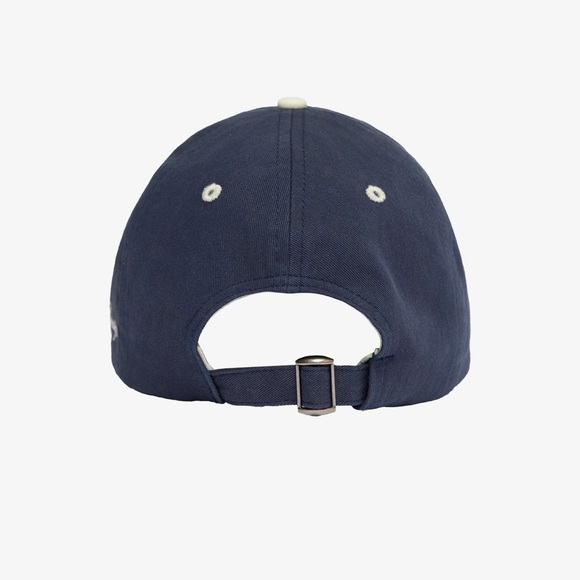 Taylor Swift Crest Hat - Picture 2 of 4